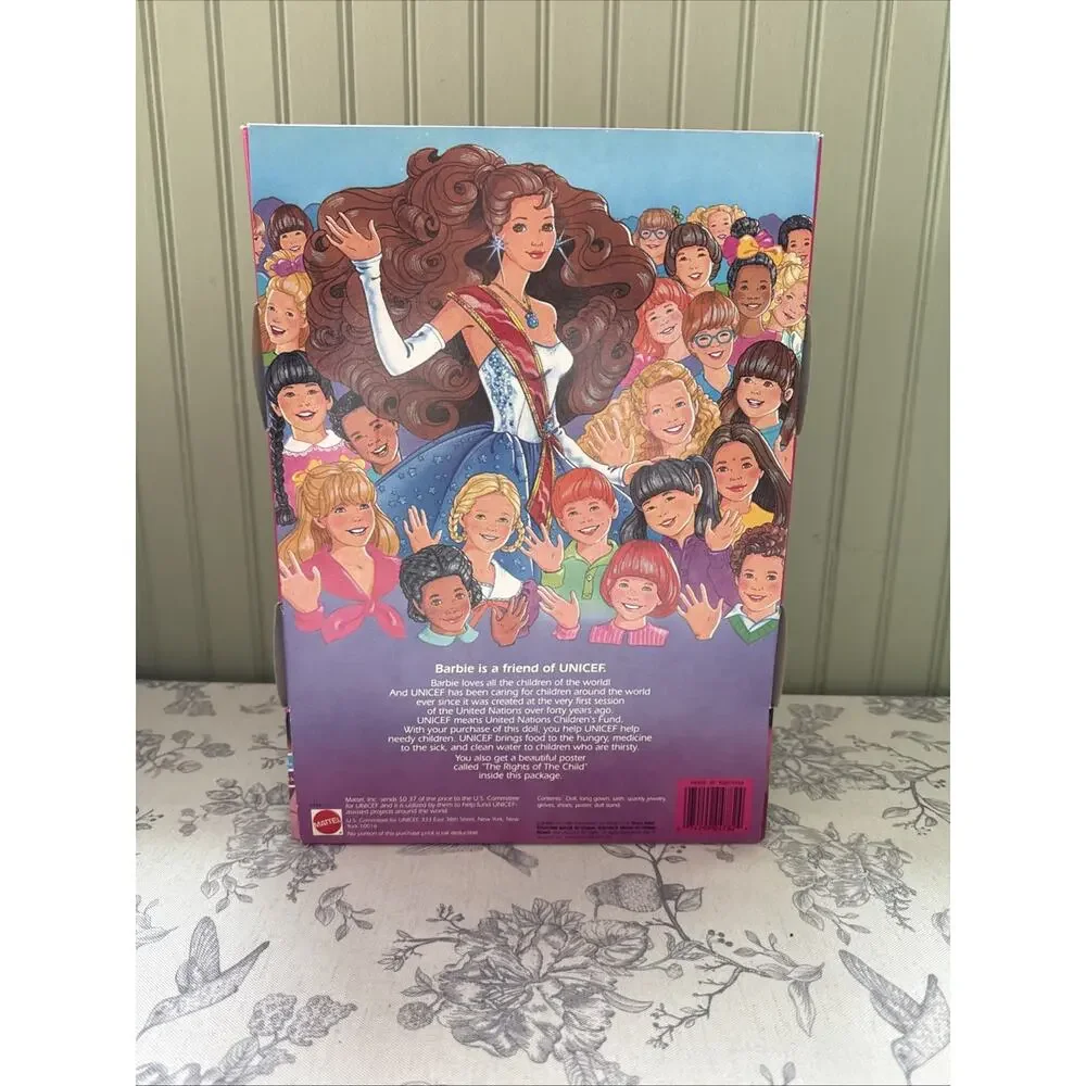 Vtg 1989 Mattel UNICEF BARBIE Special Edition Teresa Doll Brunette #4782 *WEAR*
